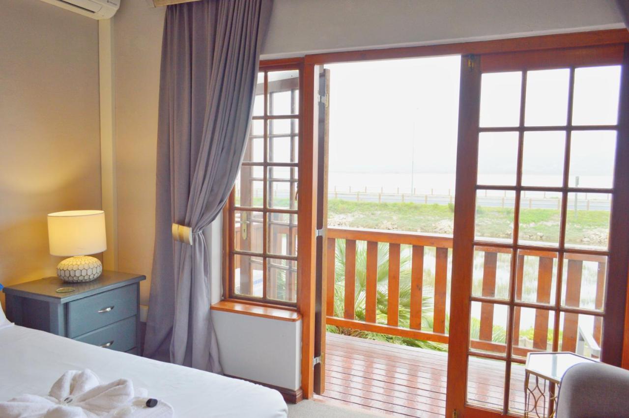 On The Estuary Hotel Knysna Exterior photo