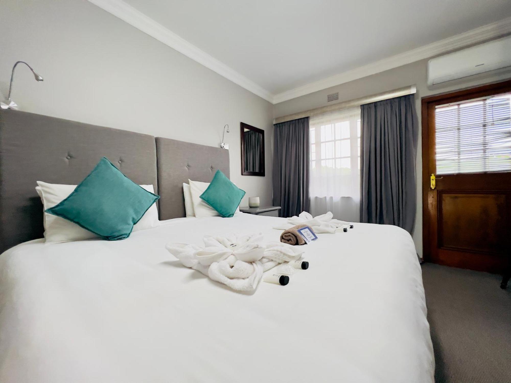 On The Estuary Hotel Knysna Exterior photo